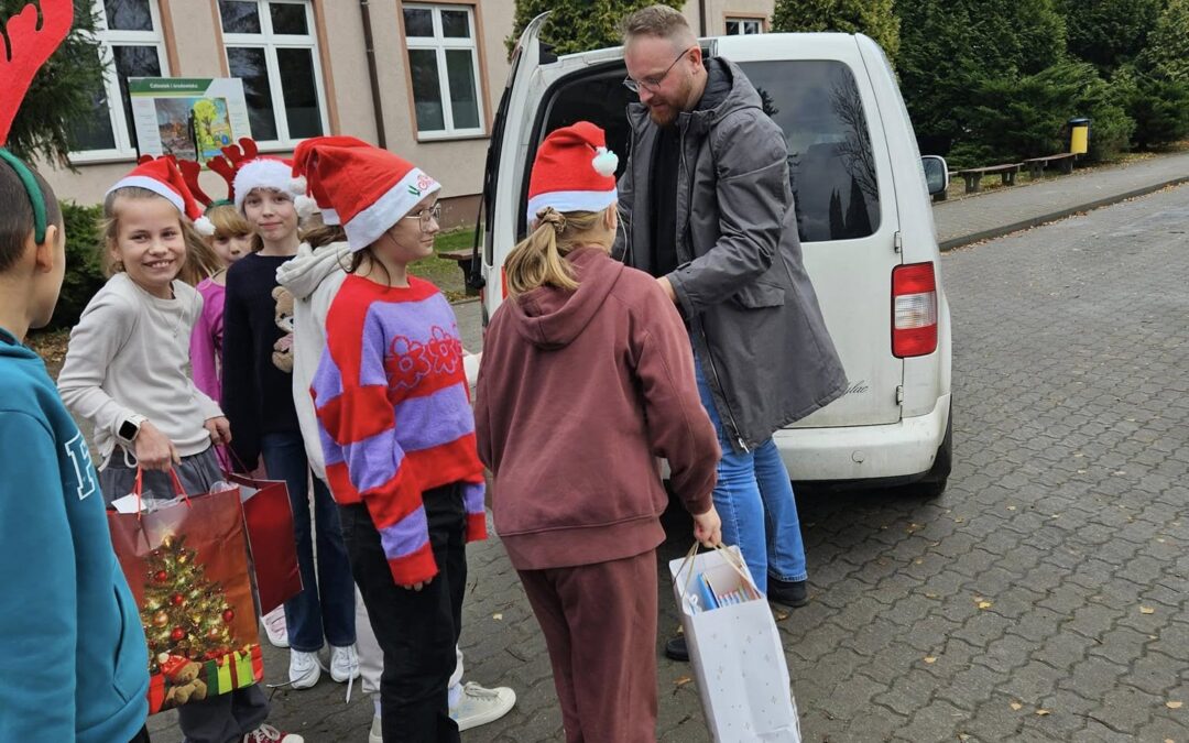 Świąteczna akcja dla dzieci